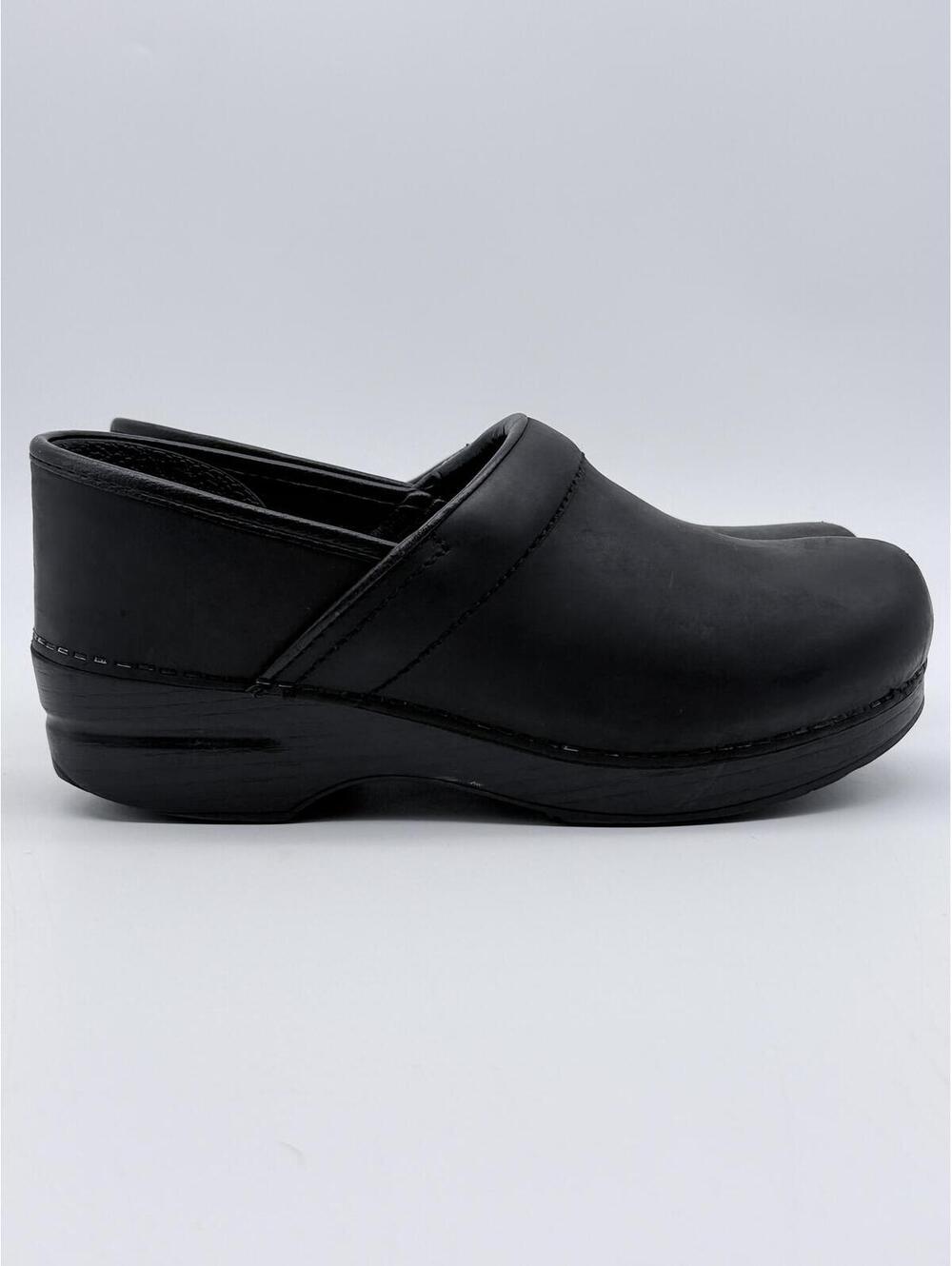 Dansko Professional Clogs, Black Oiled Leather, Womens‎ EU 38 / US 7.5-8